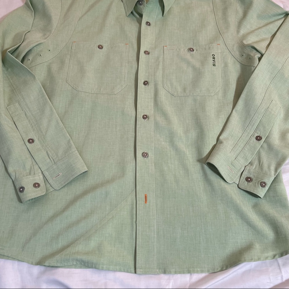 Orvis Men's Green Casual Button Down Shirt - Picture 4 of 13